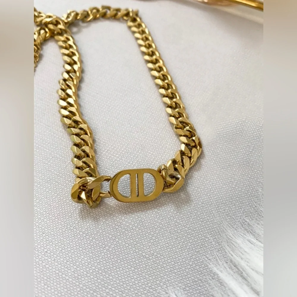 Gold Plated Stainless Steel Chain Necklace - Picture 4 of 4